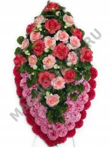 Венок "Глория" с розами и гвоздиками  выс. 100/130см шир. 55см